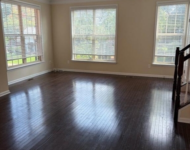 9244 Prescott Avenue - Photo Thumbnail 9