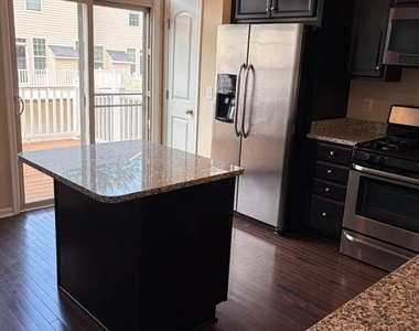 9244 Prescott Avenue - Photo Thumbnail 4