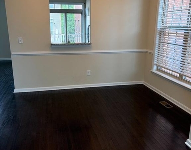 9244 Prescott Avenue - Photo Thumbnail 7