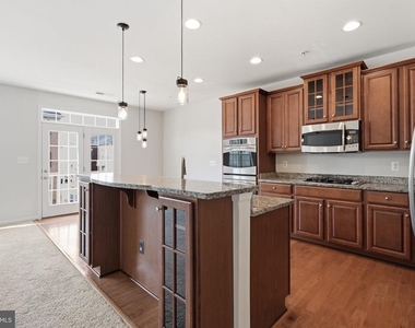 43860 Artsmith Terrace - Photo Thumbnail 10