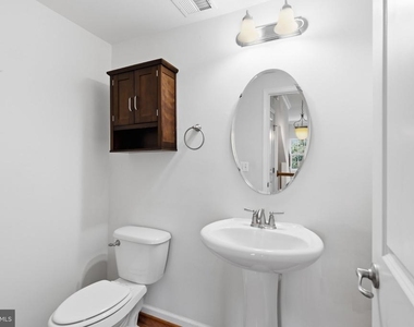 43860 Artsmith Terrace - Photo Thumbnail 11