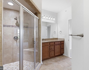43860 Artsmith Terrace - Photo Thumbnail 18