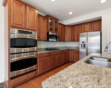 43860 Artsmith Terrace - Photo Thumbnail 7