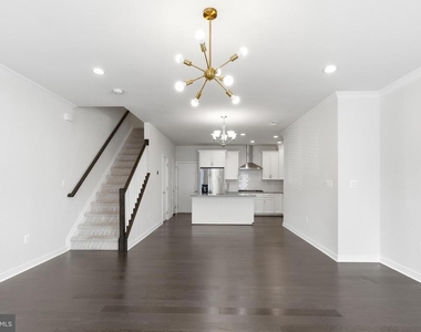 43185 Mongold Square - Photo Thumbnail 6