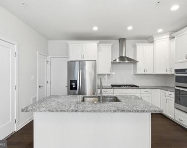 43185 Mongold Square - Photo Thumbnail 9