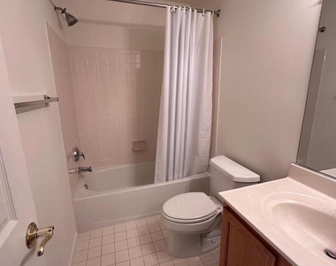 20672 Sutherlin Place - Photo Thumbnail 14