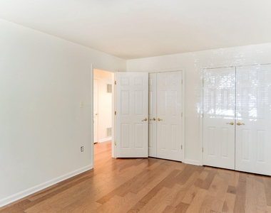20717 Waterfall Branch Terrace - Photo Thumbnail 38