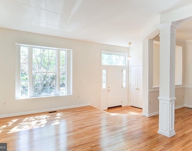 20717 Waterfall Branch Terrace - Photo Thumbnail 4