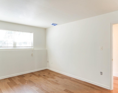 20717 Waterfall Branch Terrace - Photo Thumbnail 37