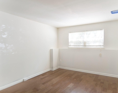 20717 Waterfall Branch Terrace - Photo Thumbnail 36