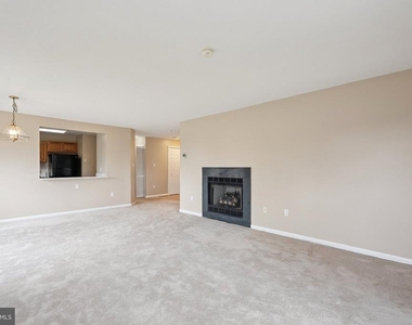 20590 Cornstalk Terrace - Photo Thumbnail 6