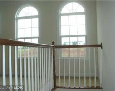 1709 Taymount Terrace Ne - Photo Thumbnail 8