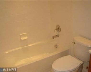 1709 Taymount Terrace Ne - Photo Thumbnail 24