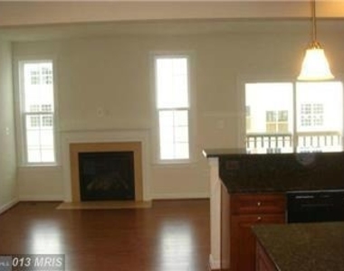 1709 Taymount Terrace Ne - Photo Thumbnail 14