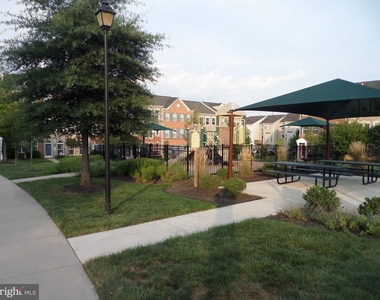 1709 Taymount Terrace Ne - Photo Thumbnail 31