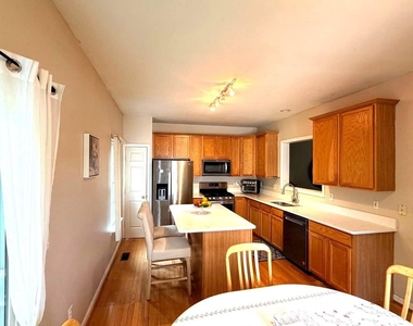 43100 Sherbrooke Terrace - Photo Thumbnail 13