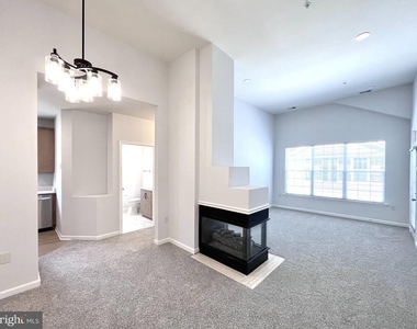 11405 Windleaf Court - Photo Thumbnail 2