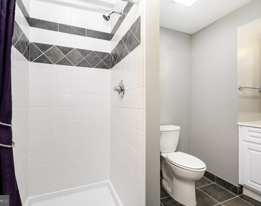 6580 Lochleigh Court - Photo Thumbnail 33