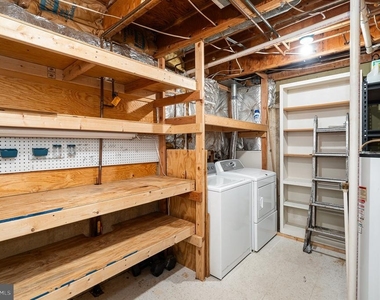 6580 Lochleigh Court - Photo Thumbnail 35