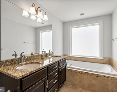 9655 Pullman Place - Photo Thumbnail 17