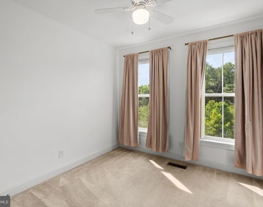 9655 Pullman Place - Photo Thumbnail 20