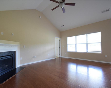 2541 Spinnaker Drive - Photo Thumbnail 3