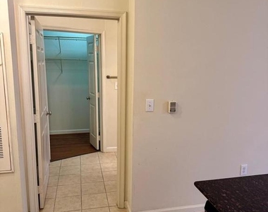12945 Centre Park Circle - Photo Thumbnail 5