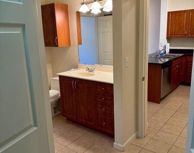 12945 Centre Park Circle - Photo Thumbnail 6