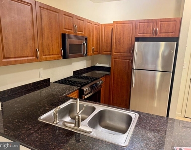 12945 Centre Park Circle - Photo Thumbnail 23