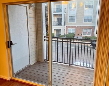 12945 Centre Park Circle - Photo Thumbnail 14