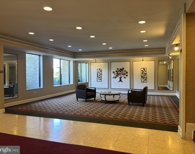 6001 Arlington Boulevard - Photo Thumbnail 2