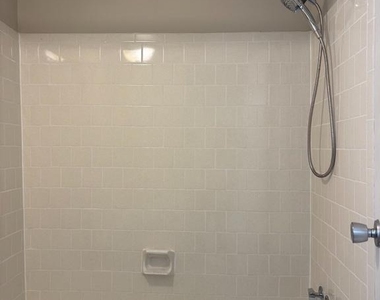 6001 Arlington Boulevard - Photo Thumbnail 18