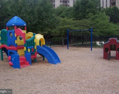 6001 Arlington Boulevard - Photo Thumbnail 26