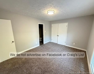 6469 Kelmscot Court - Photo Thumbnail 5