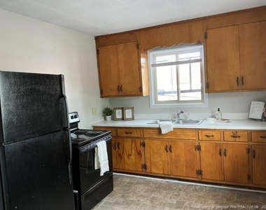 718 N Main Street - Photo Thumbnail 3