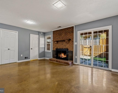 6010 Southward Way - Photo Thumbnail 26