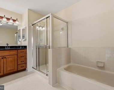 6010 Southward Way - Photo Thumbnail 19