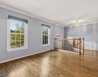 6010 Southward Way - Photo Thumbnail 6