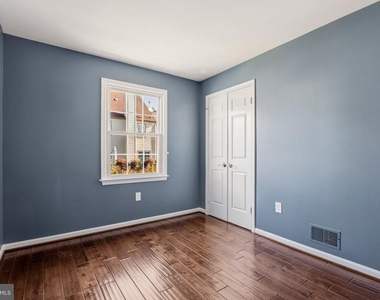 6010 Southward Way - Photo Thumbnail 15
