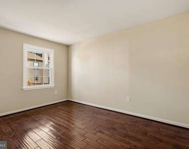 6010 Southward Way - Photo Thumbnail 16