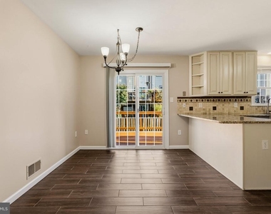 6010 Southward Way - Photo Thumbnail 11