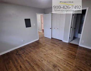 836-a Ridge Road - Photo Thumbnail 5