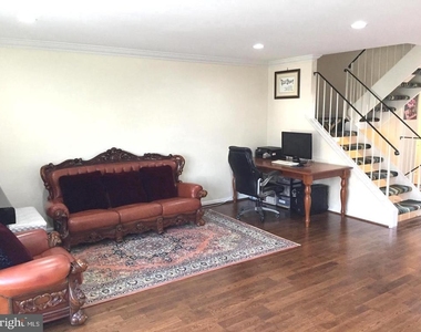 5408 Helm Court - Photo Thumbnail 4