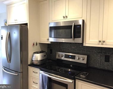 5408 Helm Court - Photo Thumbnail 8