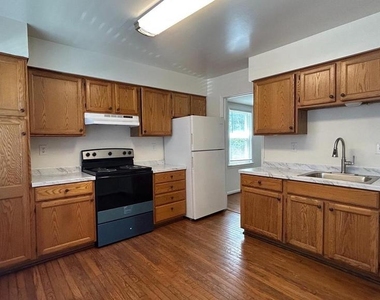 3068 Covington Street - Photo Thumbnail 1