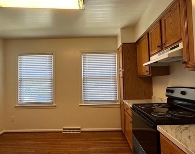 3068 Covington Street - Photo Thumbnail 3