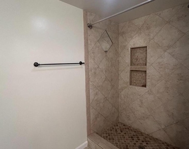 3068 Covington Street - Photo Thumbnail 18