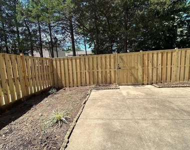 3068 Covington Street - Photo Thumbnail 23