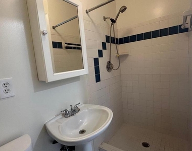 3068 Covington Street - Photo Thumbnail 11