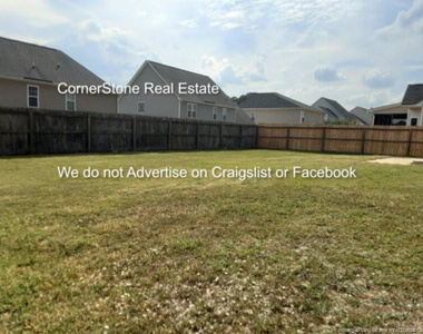 190 Trenton Place - Photo Thumbnail 15